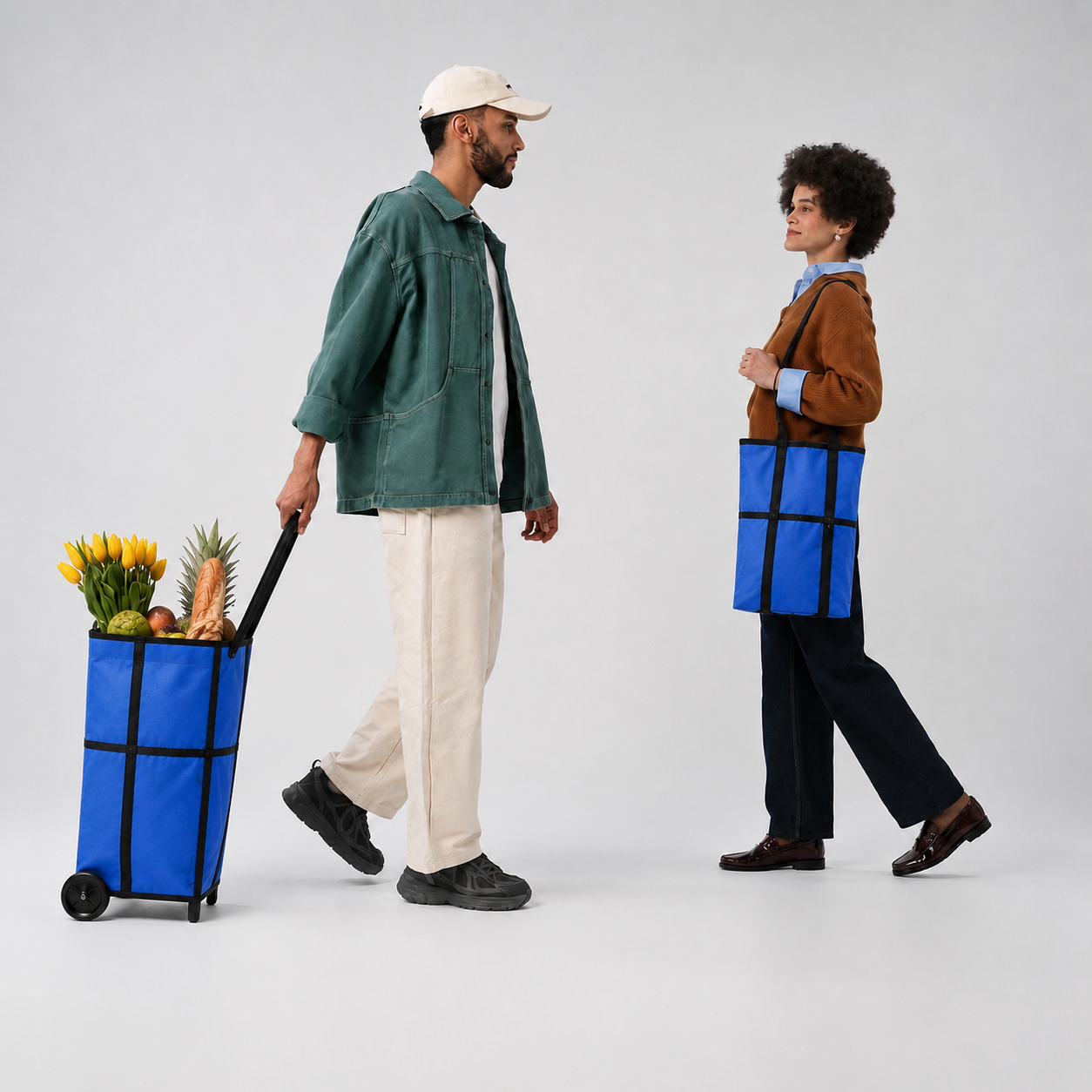 Rolling shopping tote used as both shoulder bag and trolley